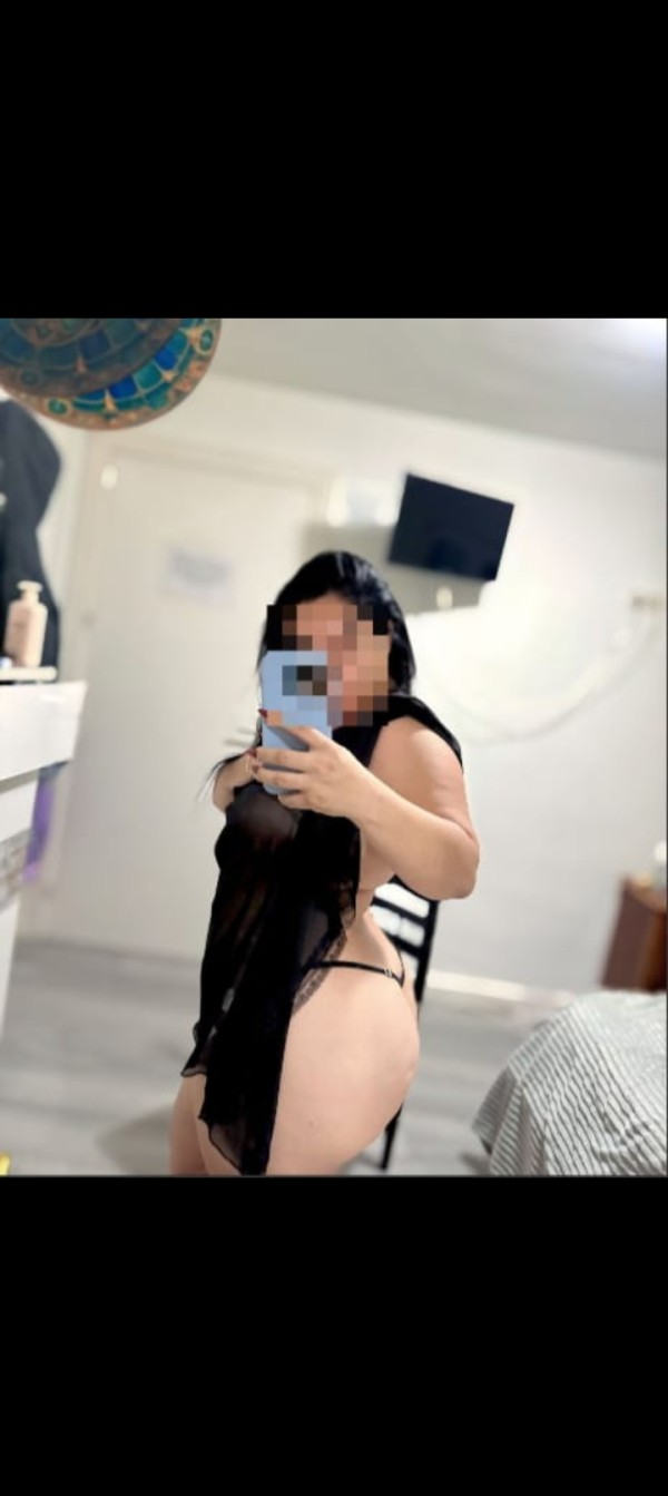 Hermosa latina en tu ciudad