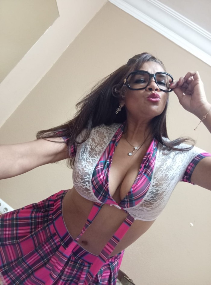 Laura BeThe Best  – Acompañante distinguida