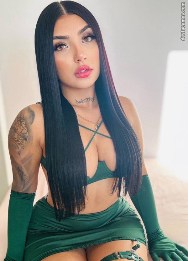 CHICA CALIENTE Y FIESTERA NO TELO PIERDAS