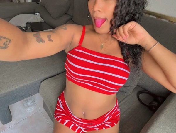 Bomboncito 18 años ven a disfrutar de momentos unicos