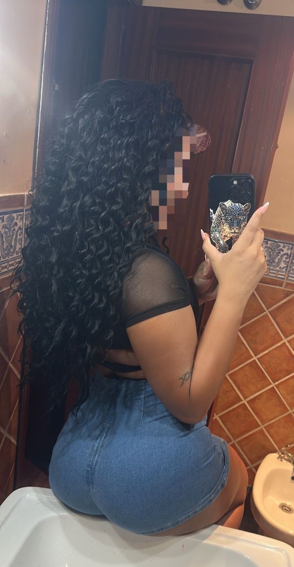 Morenita fiestera fotos reales ven y compruebalo