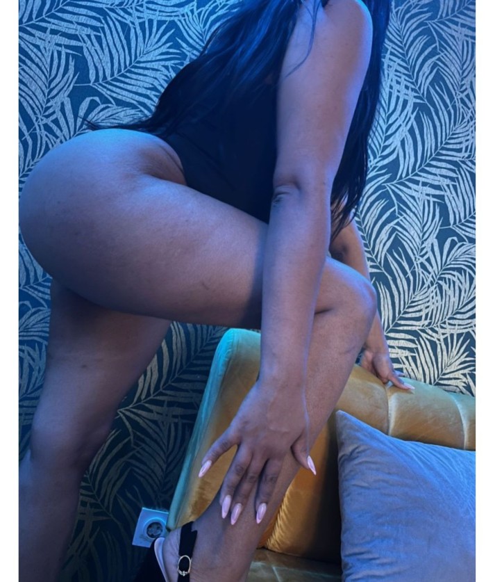 NOVEDAD MADURITA ! MAMADITAS RICAS Y CHOCHITO JUGOSO EN TORRIJOS