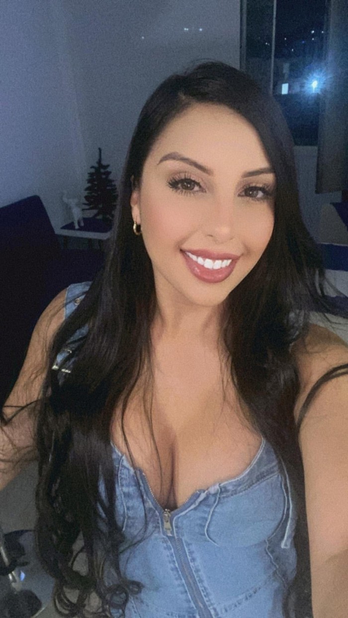 SEXY BOMBÓN COLOMBIANA NUEVA EN TU CIUDAD