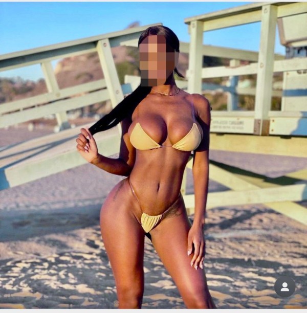 Fiestera cachonda , primera vez