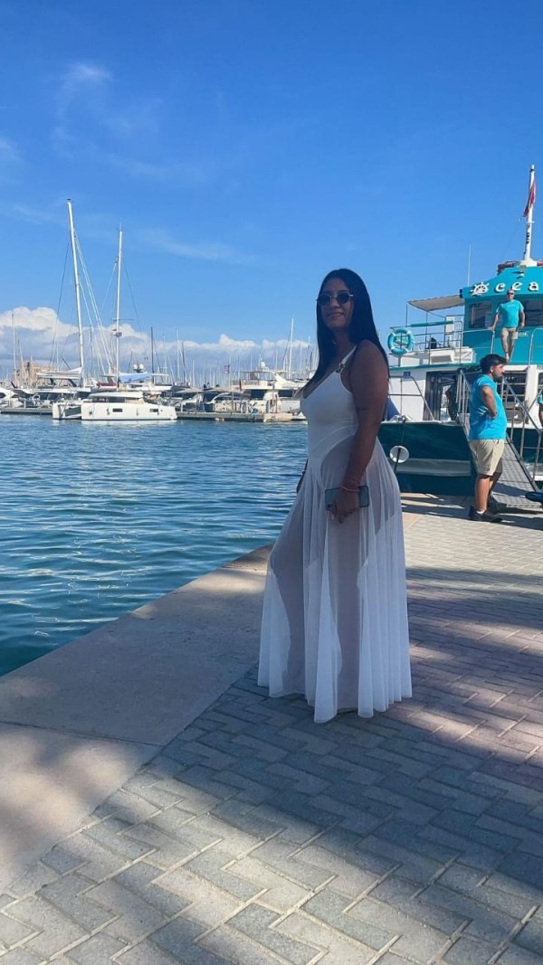 latina ardiente mamadora a tope palma