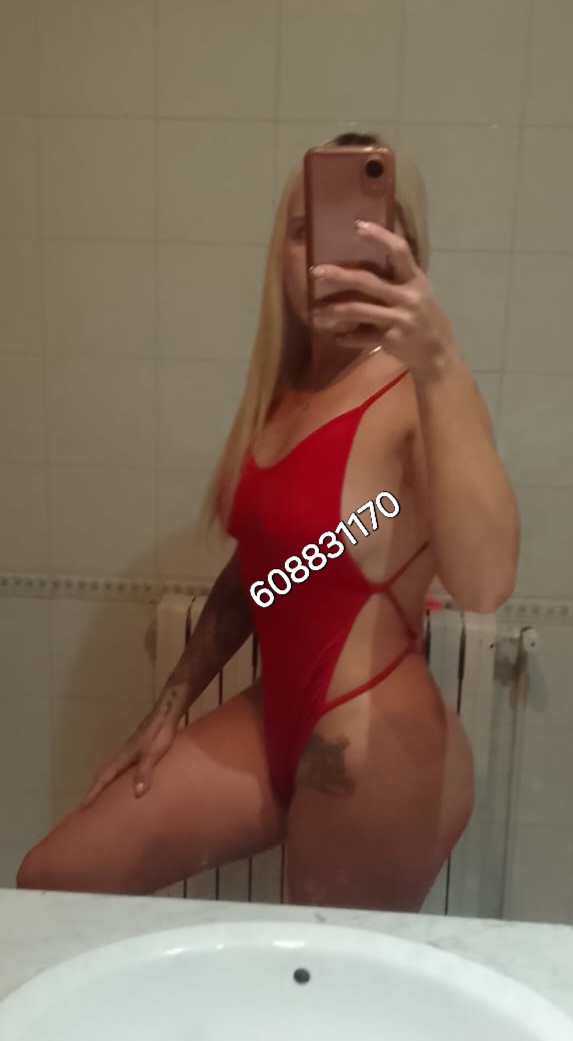RUBITA SEXI DE MENTE ABIERTA GUAPA Y COMPLACIENTE DE PASO EN TARREGA