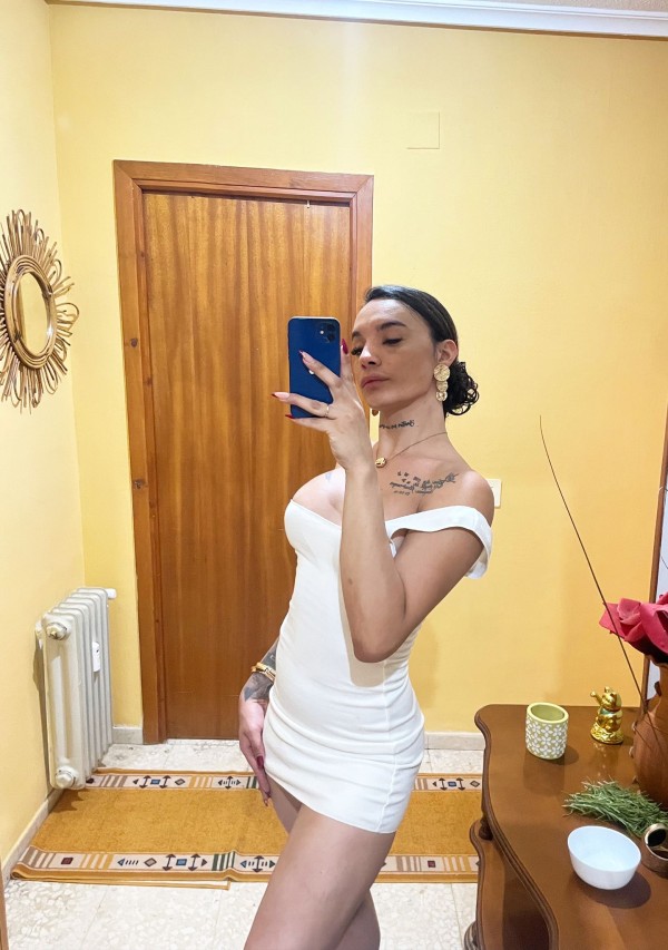 IVANA TRANS LATINA FIESTERA MUY IMPLICADA