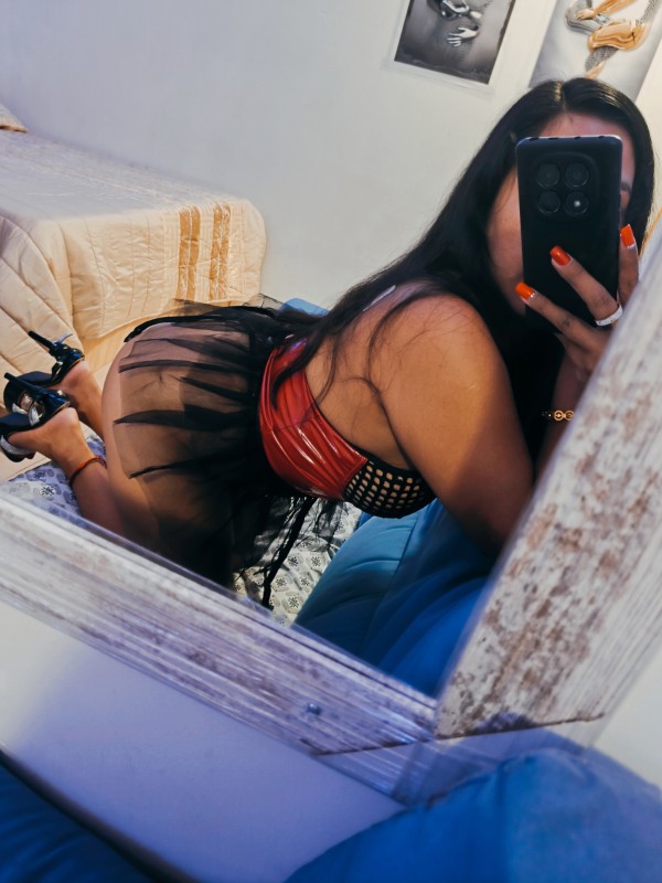 Pasión CANARIA EN GIRONA SANTA EUGENIA