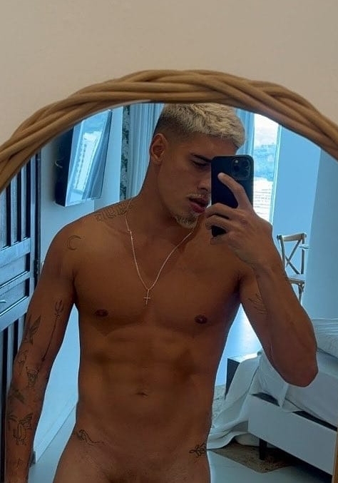 NOVEDAD, pollón cuerpo fibrado. FOLLAMOS AHORA?