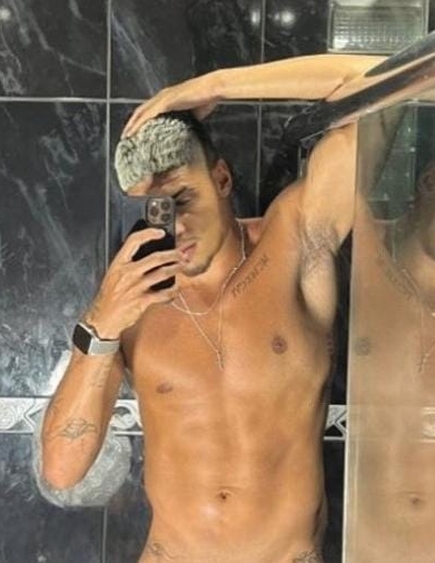 NOVEDAD, pollón cuerpo fibrado. FOLLAMOS AHORA?