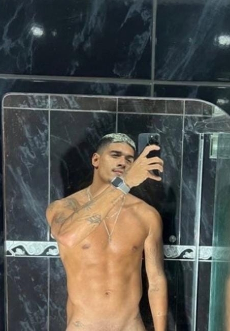 NOVEDAD, pollón cuerpo fibrado. FOLLAMOS AHORA?