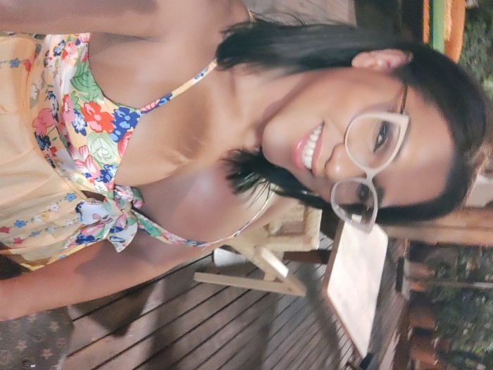 Latina fogosa complaciente y fiestera BCNETA ya