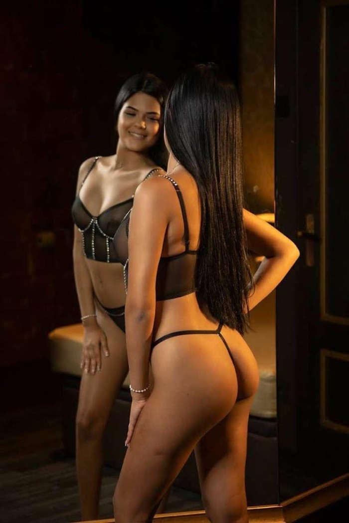 SALIDAS HA PISOS/HOTEL NO PARES LA FIESTA