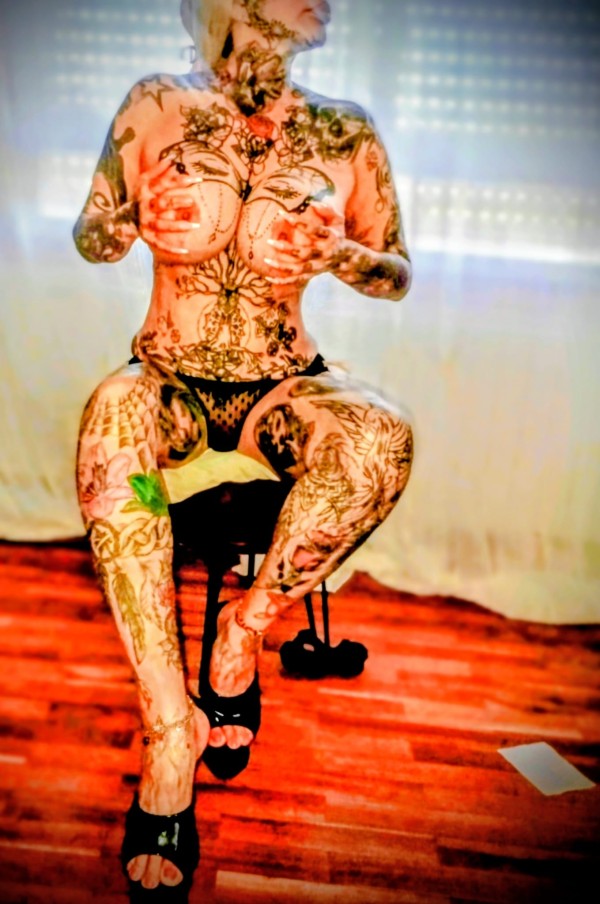 BARBARA ENCANTO DE MUJER