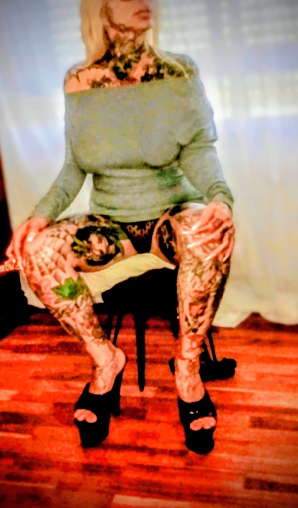 BARBARA ENCANTO DE MUJER