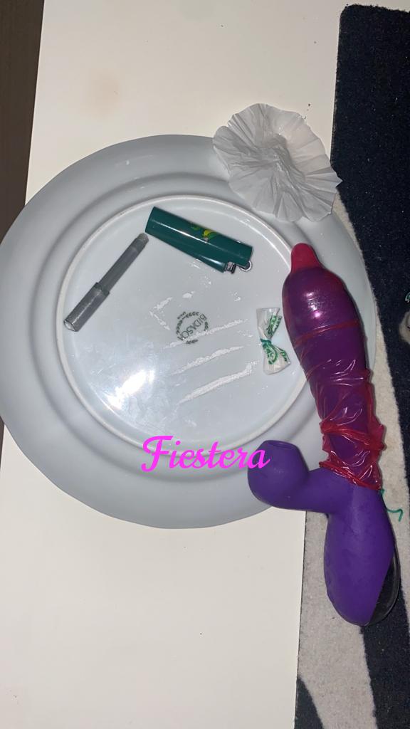 Soy un volcán de sexduccion, pasión,,,tu rica fiestera culona