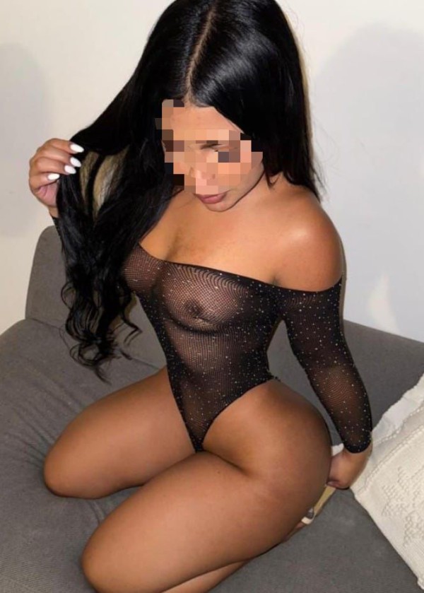 Hola soy sol estoy recién llegada 612409835