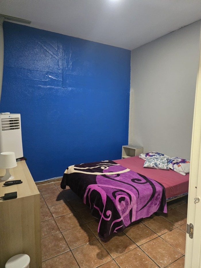 Se alquilan habitaciones sólo chicas