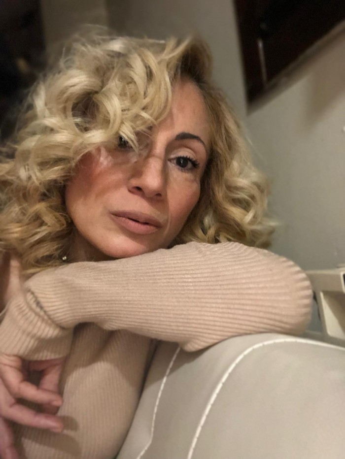 Clara brasileña muy guapa y entregada!