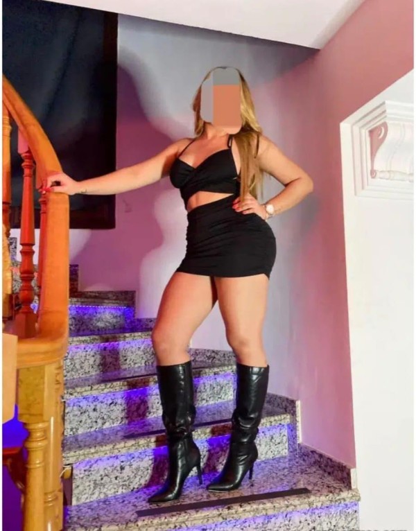ÁNGELA 35 años, PURA PASIÓN MUY COMPLACIENTE…