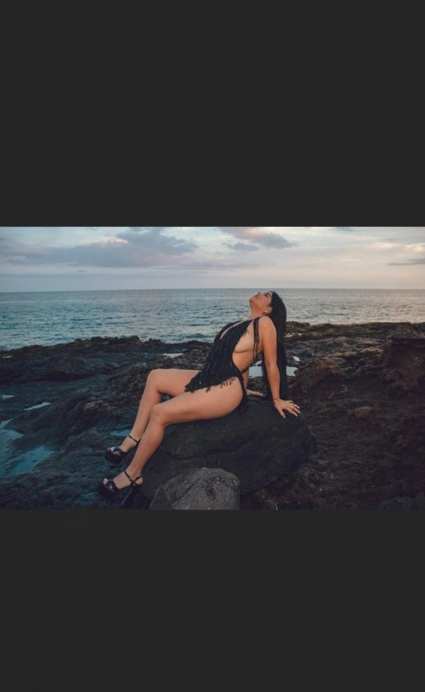 menceyes 116, alejandra 23 años, Colombiana