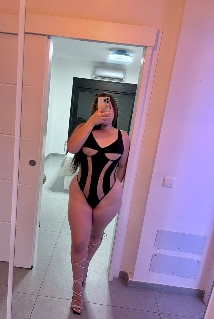 Menceyes 116, Pamela 21 años, colombiana