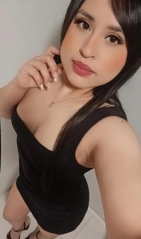 Novedad en tu ciudad,Latina cachonda y fiestera