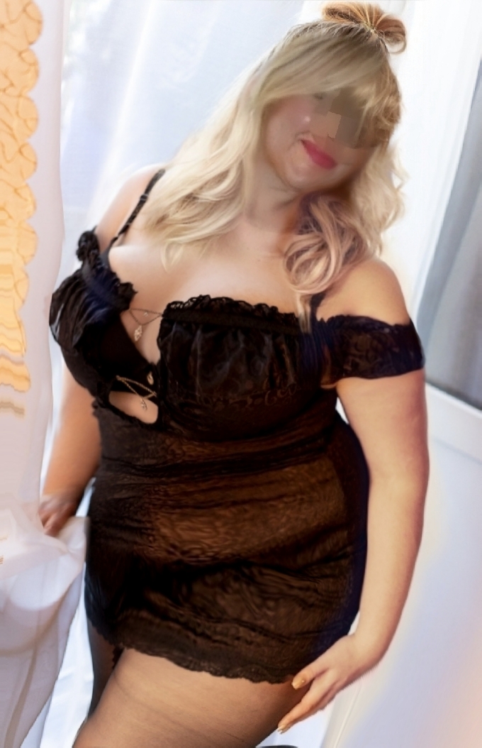 Gordita madurita magnifica cerca Denia