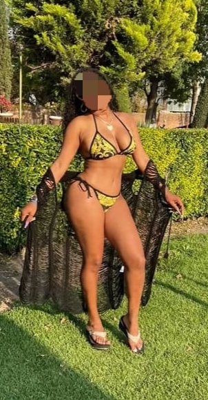 MORENAZA MUY CACHONDA