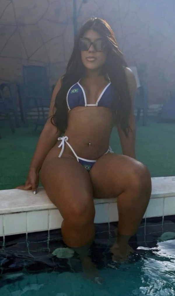 1° vez ALMERÍA MULATA Sexy FIESTERA completa GRIEGO