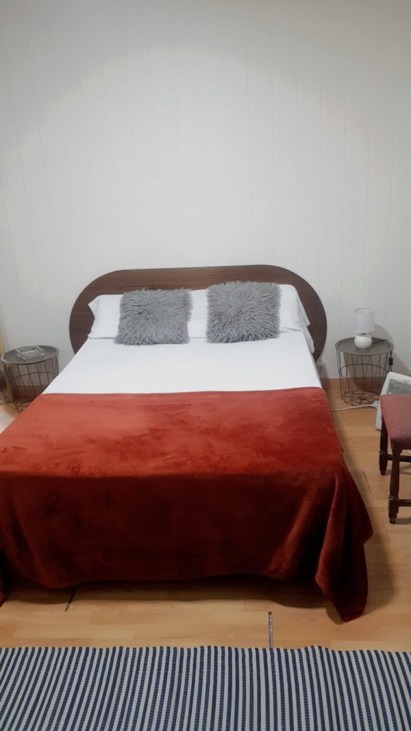 NEW NEW HABITACIONES DISPONIBLE EN LLEIDA CENTRO