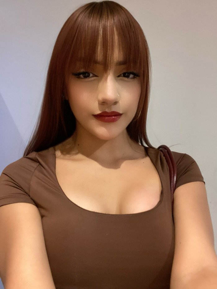 PRIMERA VEZ EN VITORIA SOFÍA QUINTANA HERMOSA LATINA