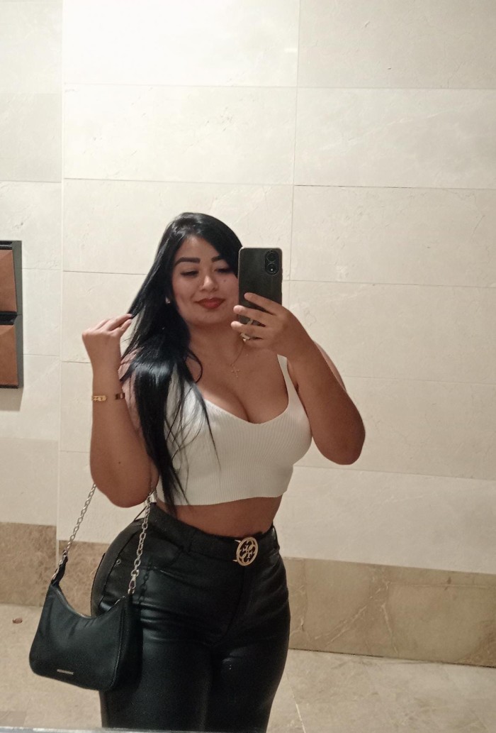GRIEGO FULL SENXUAL Y EXÓTICA LATINA MORBOSA