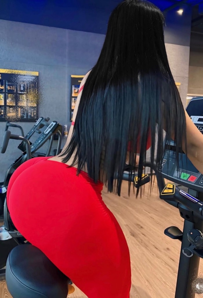 MAMASITA RICA Y Apretadita CUERPAZO tetona culona