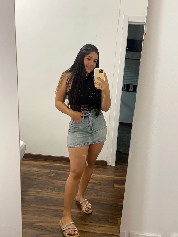 Carita de puta, cuerpo de vicio… ¿te atreves? Fiestera