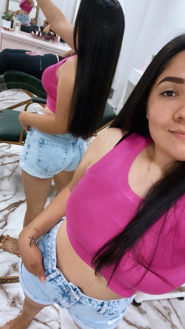 Carita de puta, cuerpo de vicio… ¿te atreves? Fiestera