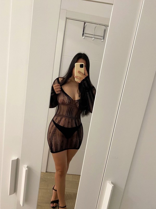 PARAGUAYA RECIÉN LLEGADA🩷Cachonda y implicadas solo para ti! PISO PRIVADo