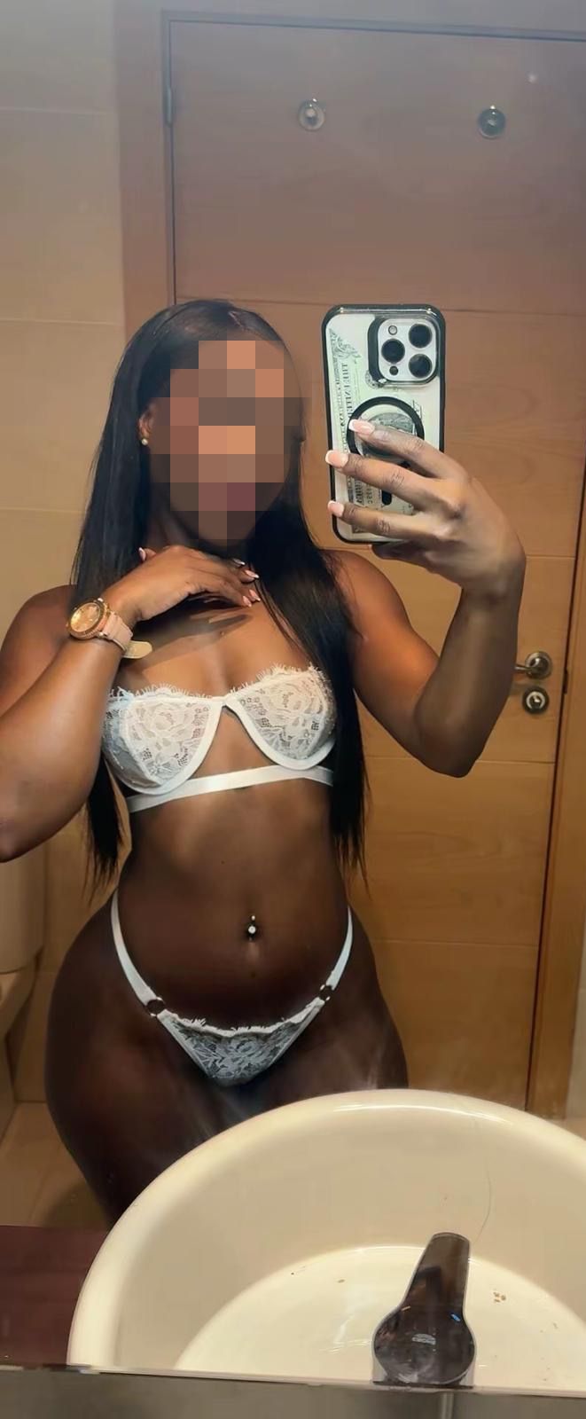 SCORT HERMOSA EXTROVERTIDA Y MORBOSA