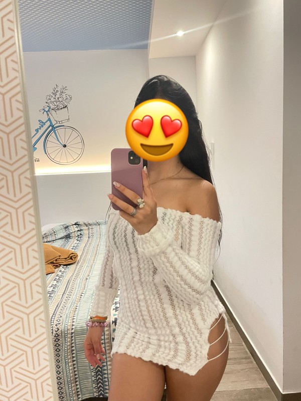 Rubias morenas muy juguetones y complacientes