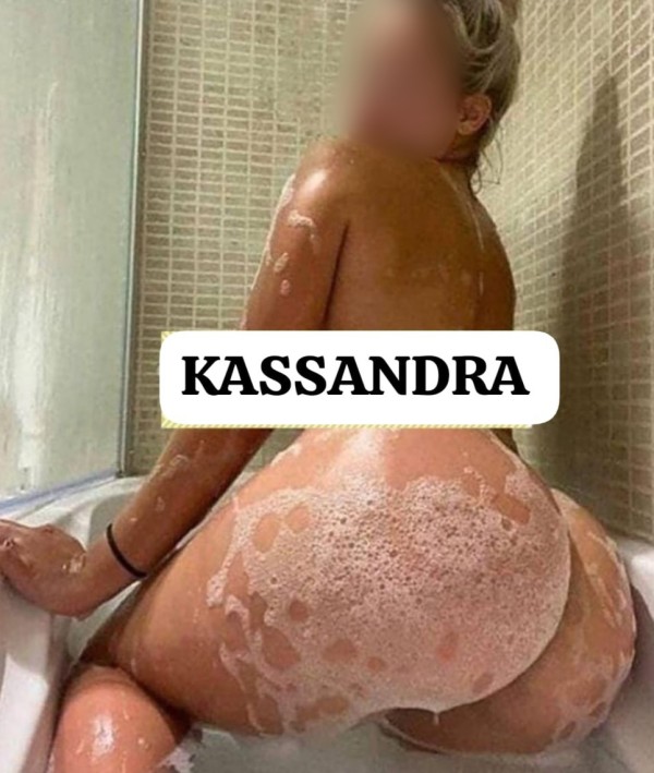 MADURA EXÓTICA CARIBEÑA FIESTERA EN ALUCHE LA LATINA