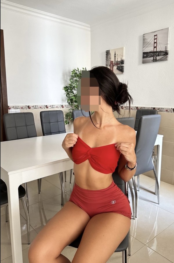 TRATO NOVIA Y MUCHA DIVERSION