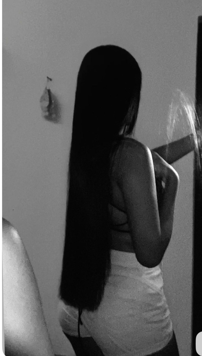 NATURAL Y HERMOSA LATINA ME ENCANTA SEXO FRASES
