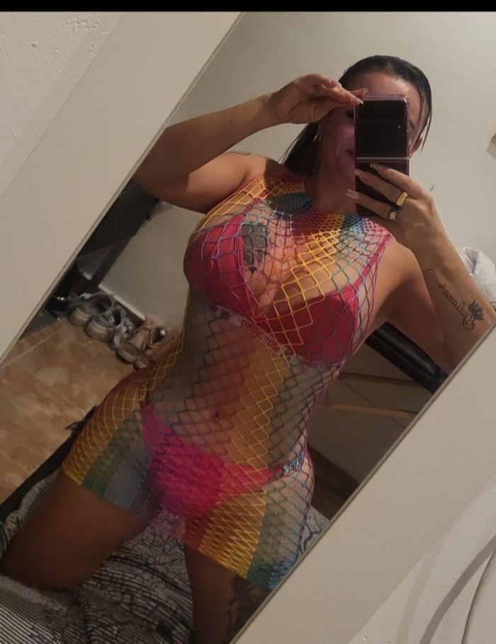 LATINAS IMPLICADAS FIESTERAS ARDIENTES A OTRO NIVE