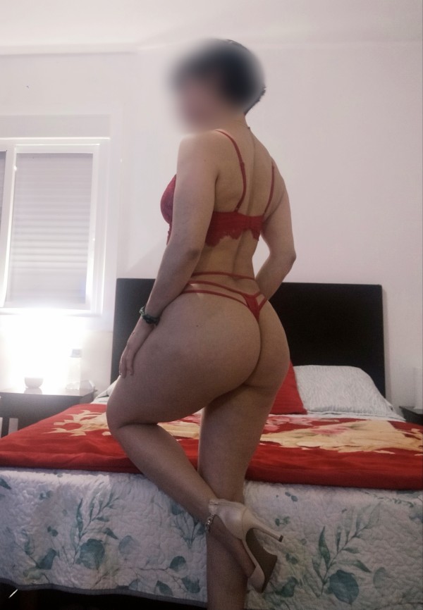 Masajista, implicada y complaciente. tú mejor compañía