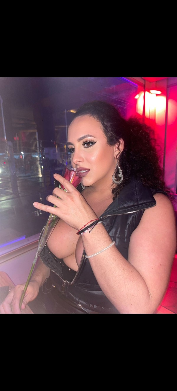 Transexual muy femenina