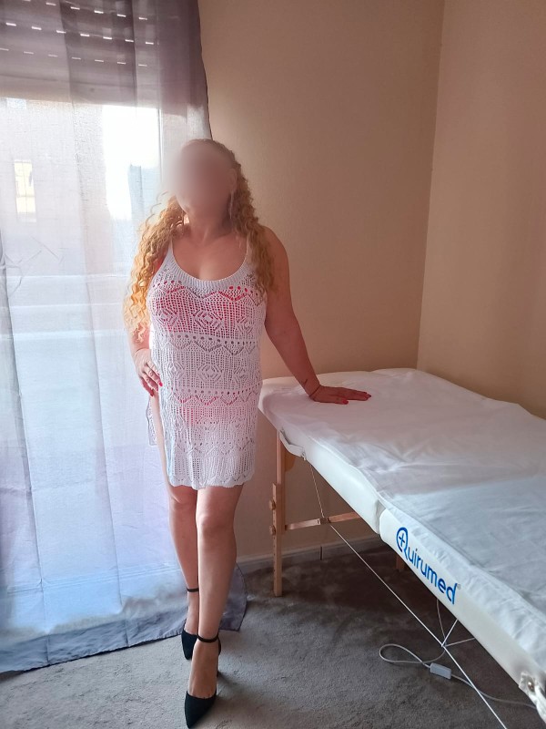 Masajista profesional titulada, te haré el mejor masaje y algo más