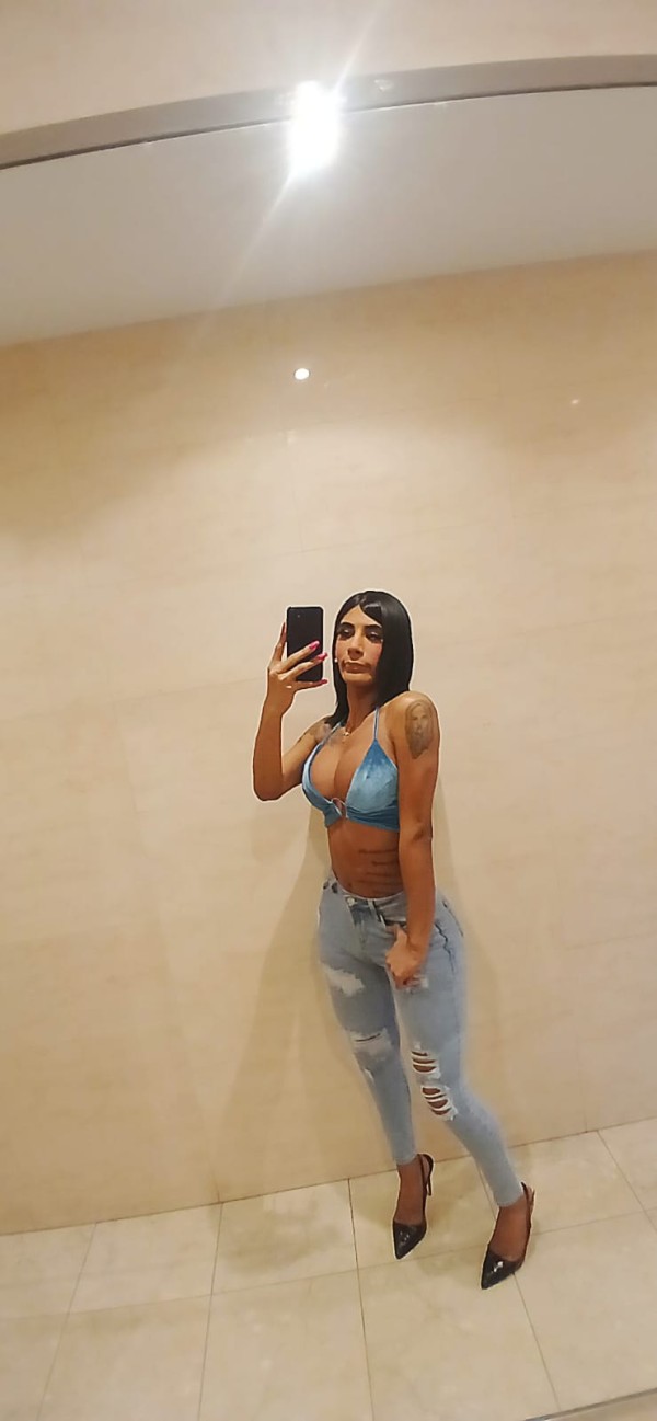 la chica de tus sueños