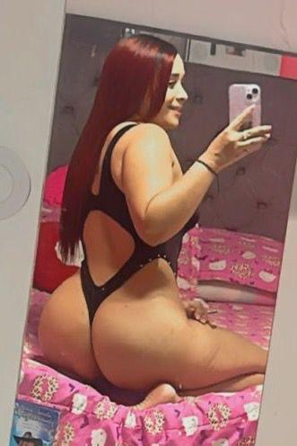 HERMOSA LATINA SUPER HOT (TORRASA)