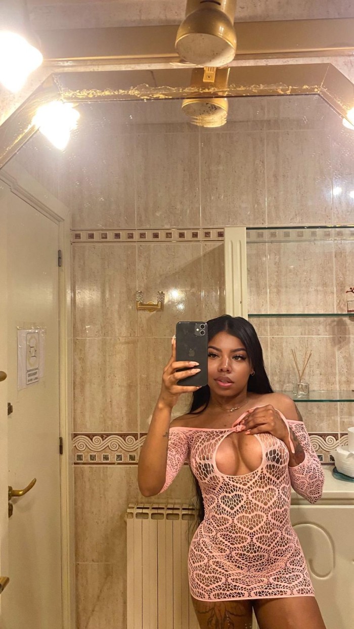 Maria Del Mar chica colombiana