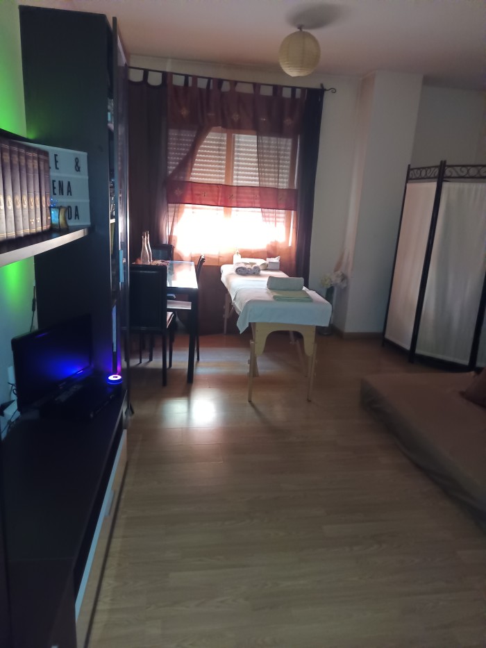 Alquiler de espacio para trabajar zona de buena ll